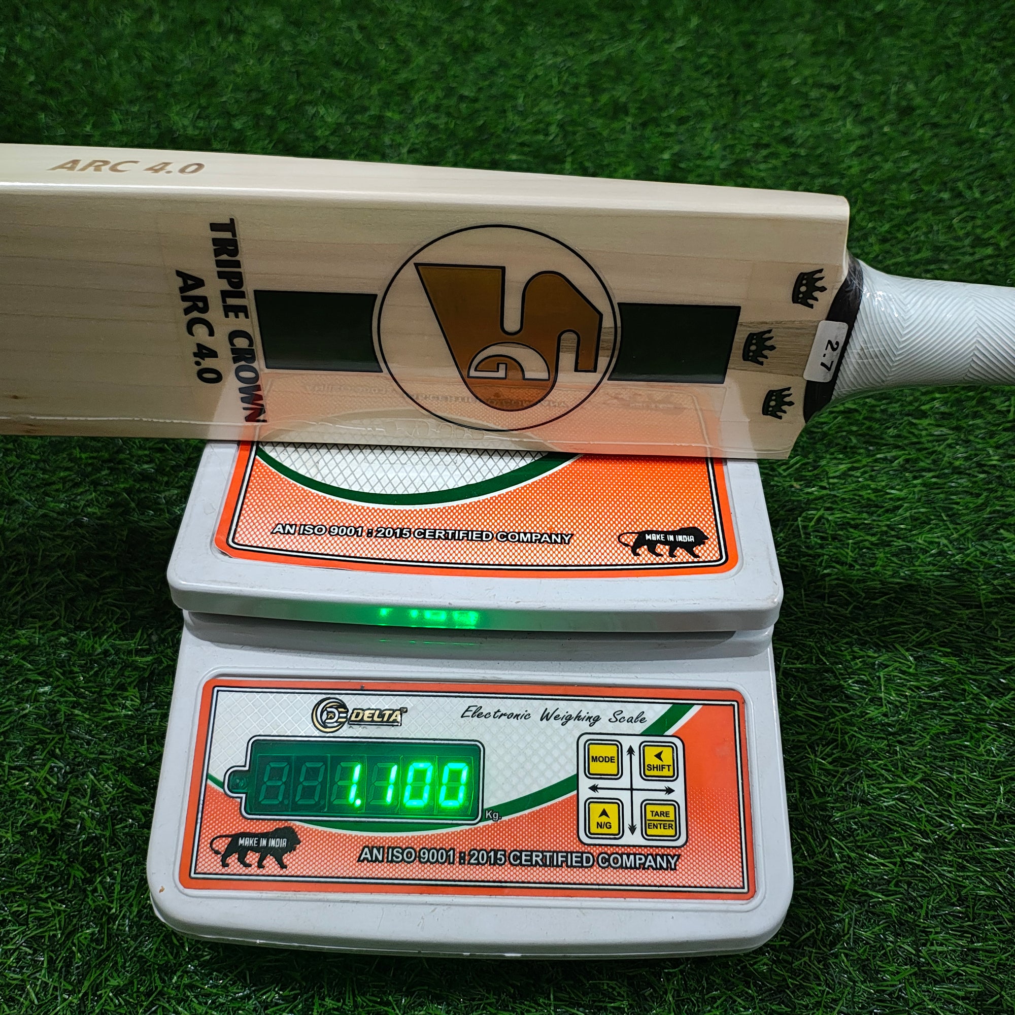 SG Triple Crown Icon 4.0 (1100g)