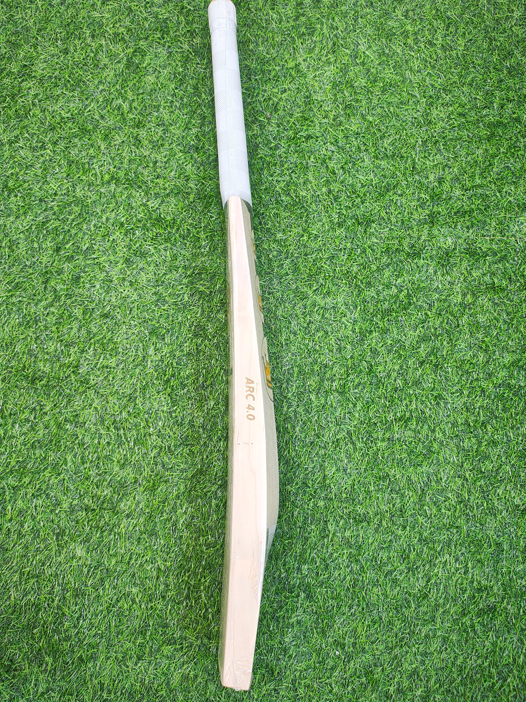 SG Triple Crown Icon 3.0 English Willow Cricket Bat | 1080g