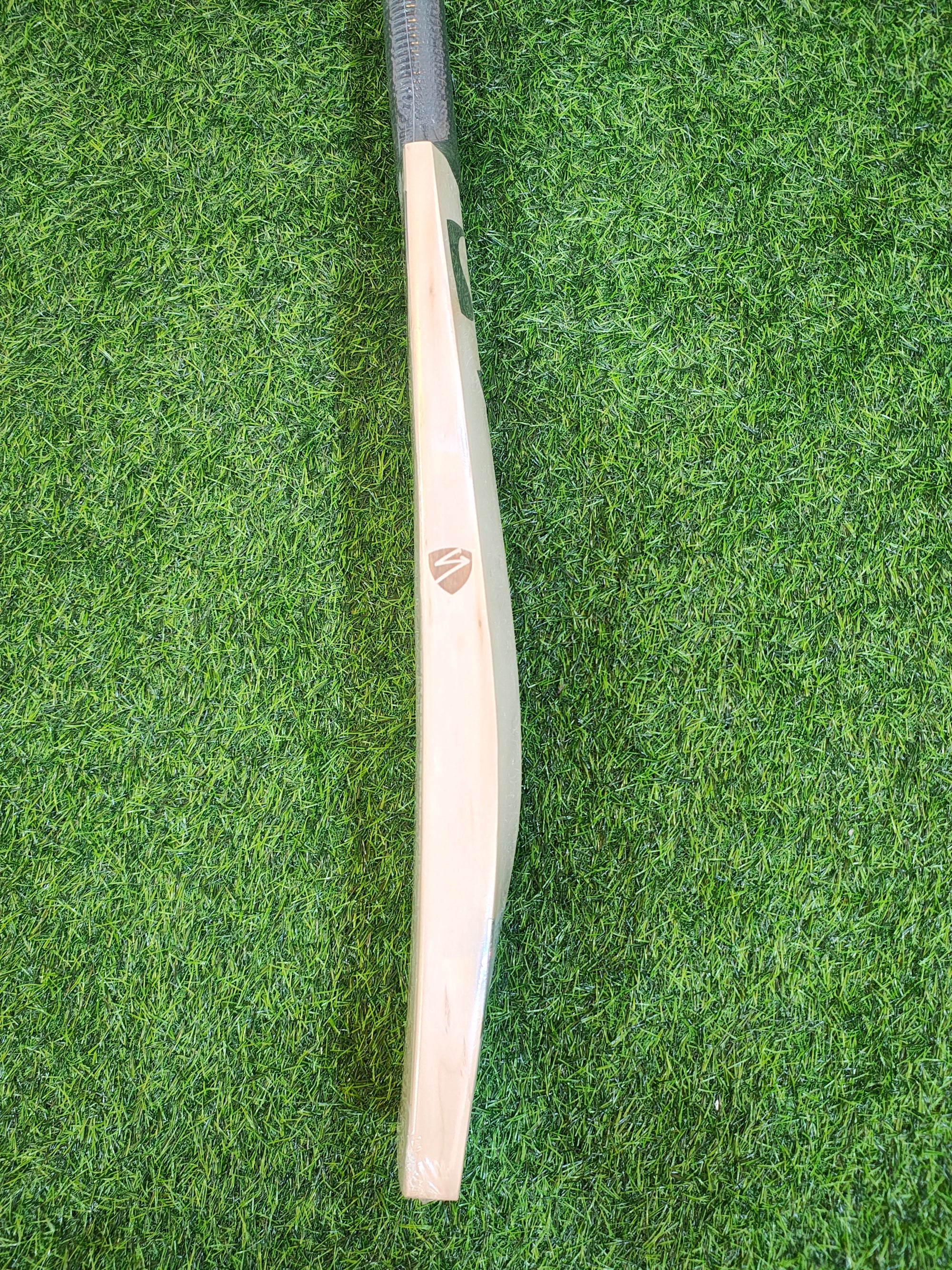 SG Sai Sudharshan English Willow Cricket Bat | 1111g