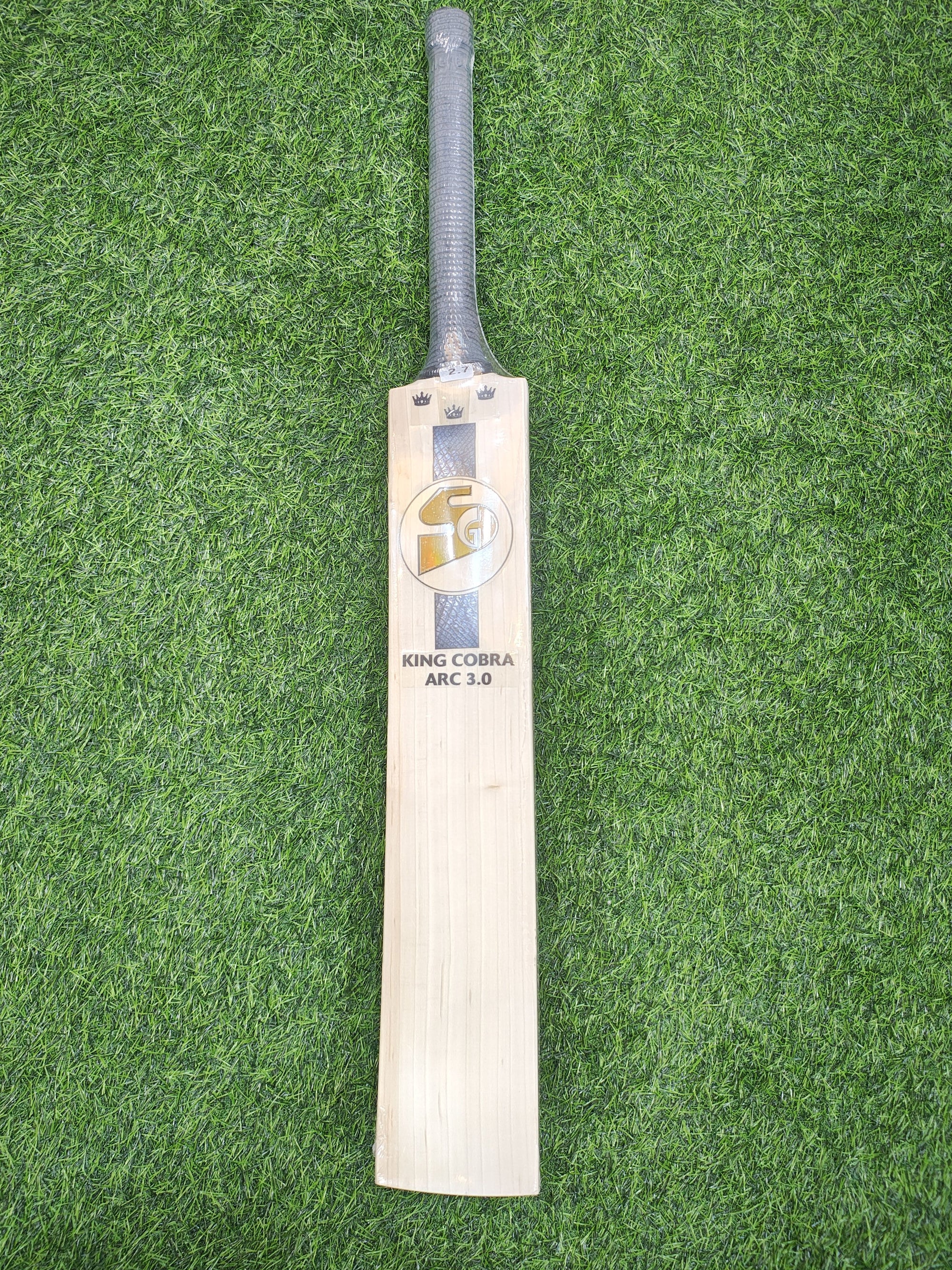 SG King Cobra ARC 3.0 English Willow Cricket Bat | 1120g