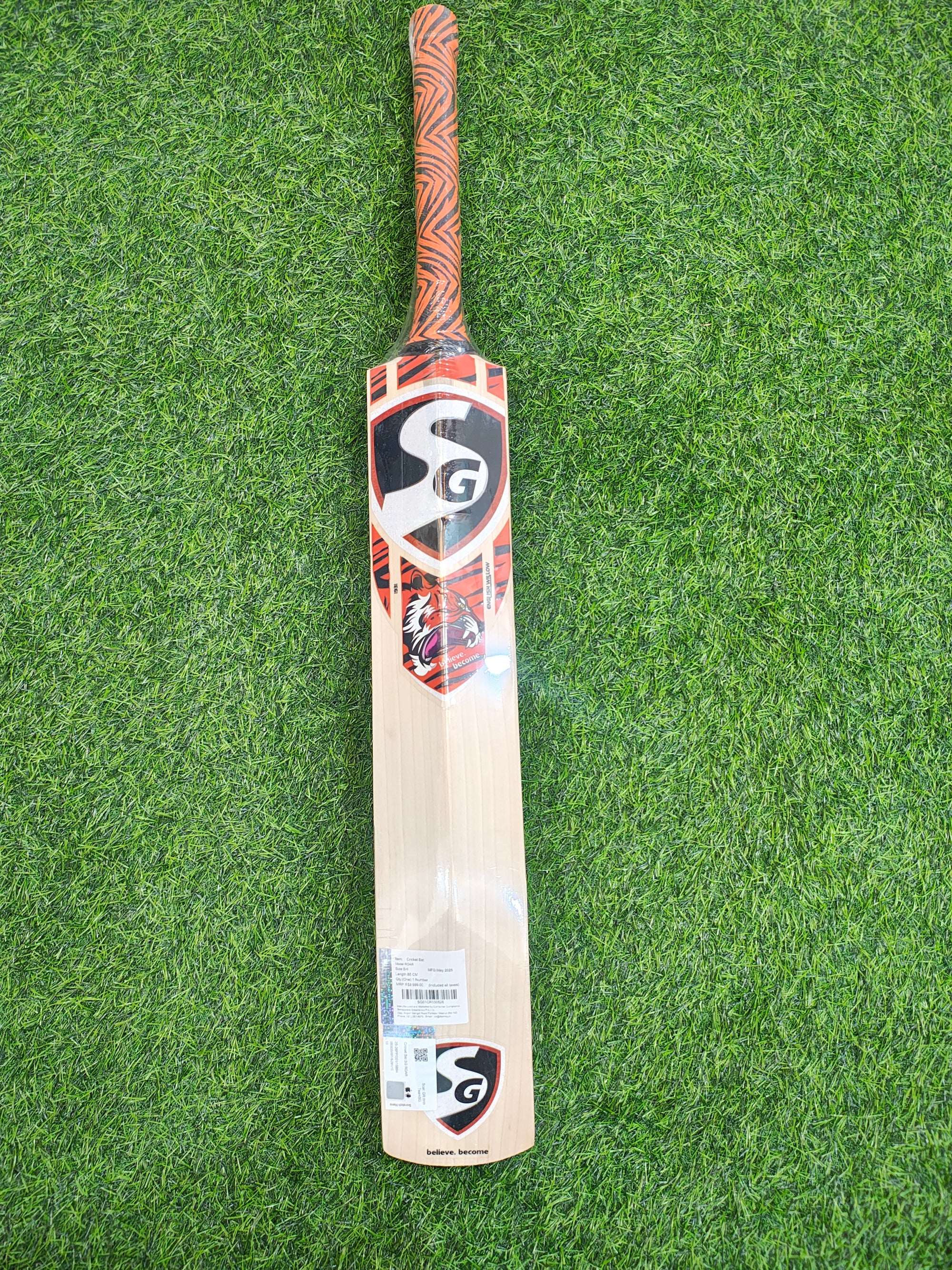 SG Roar English Willow Cricket Bat | 1132g