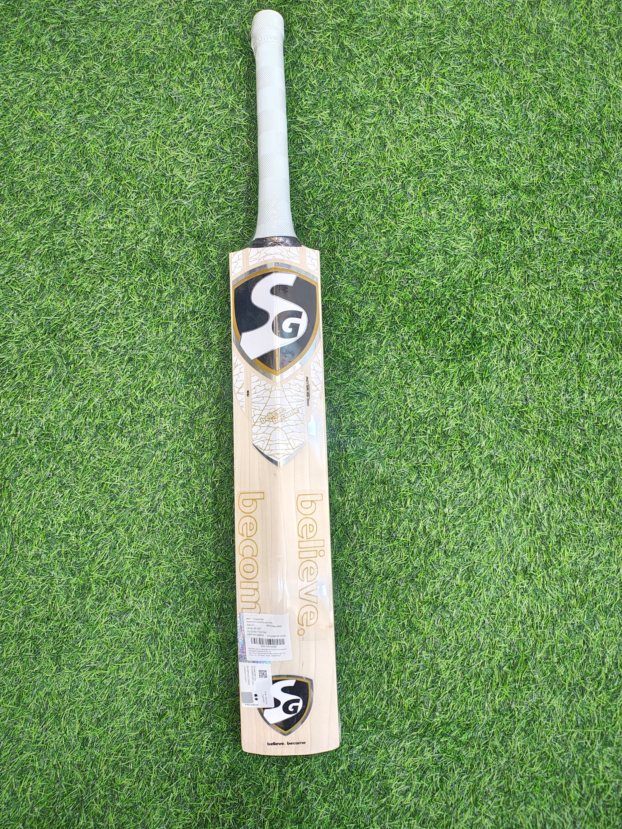 SG Player Edition  English Willow Cricket Bat | 1128g