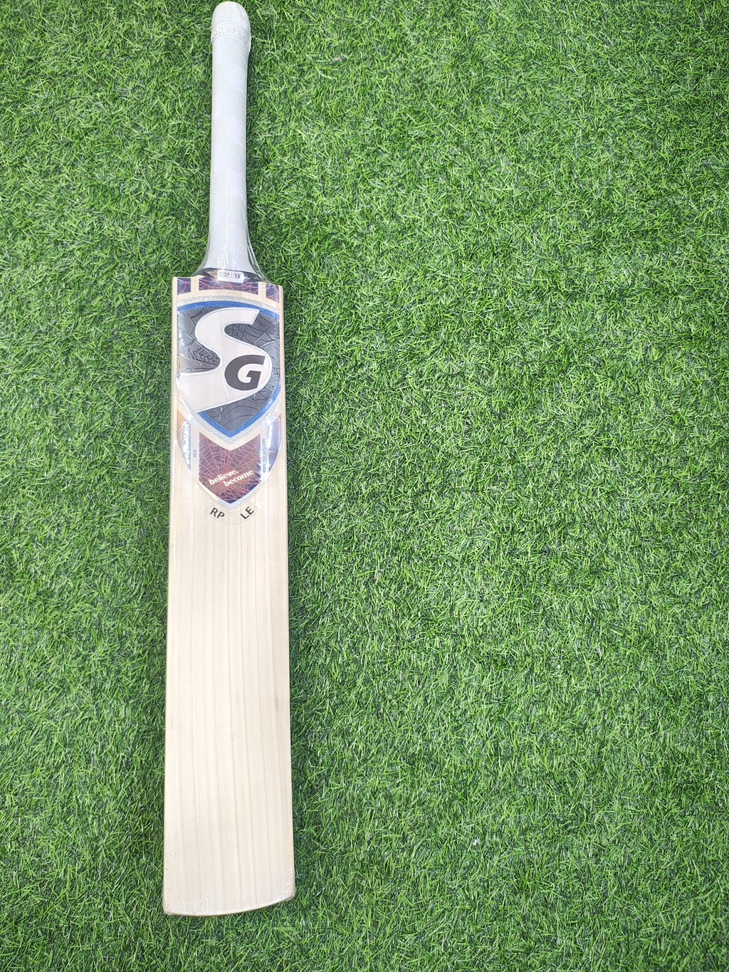 SG RP LE English Willow Cricket Bat | 1155g
