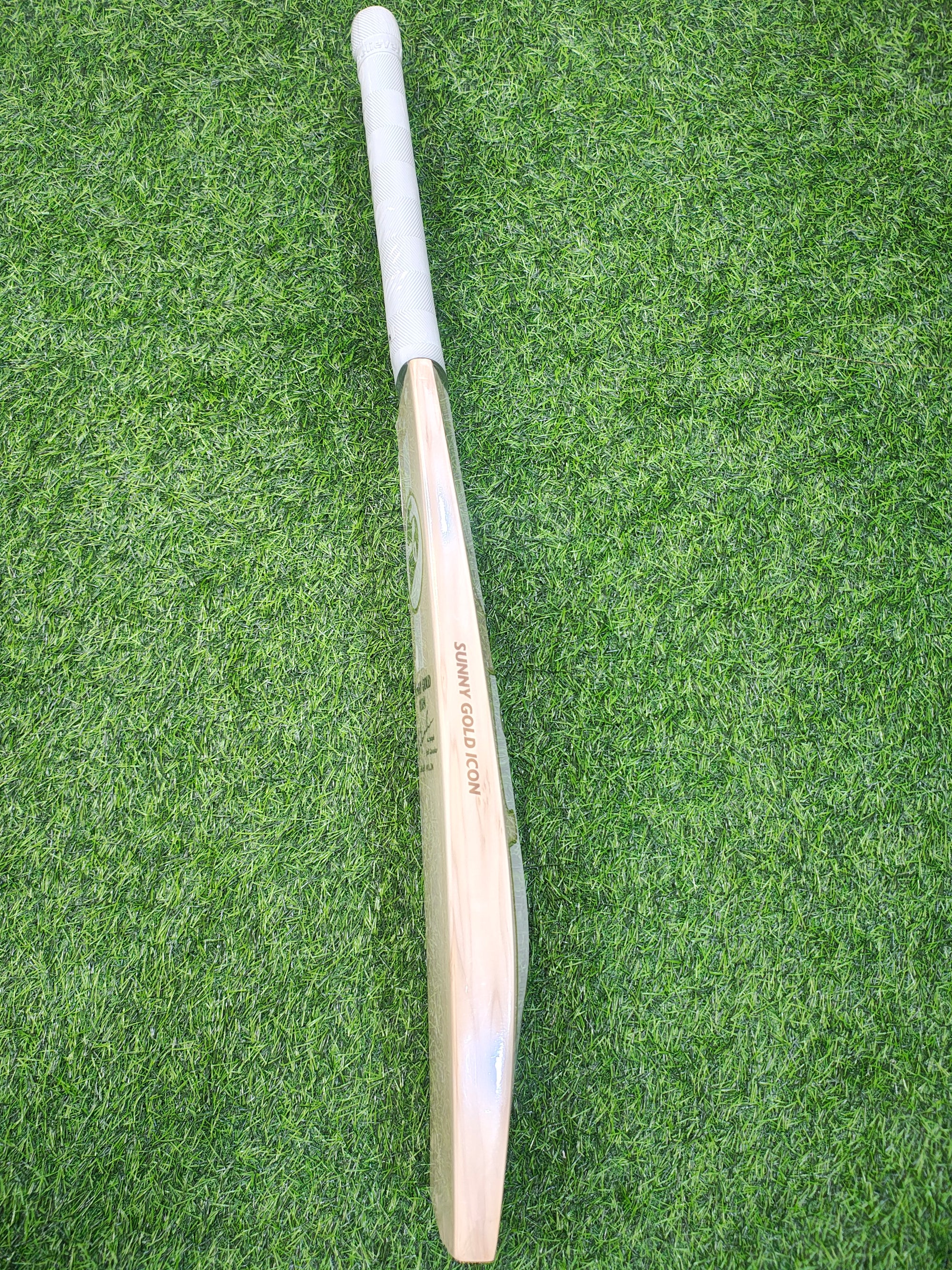 SG Sunny Gold Icon English Willow Cricket Bat | 1162g