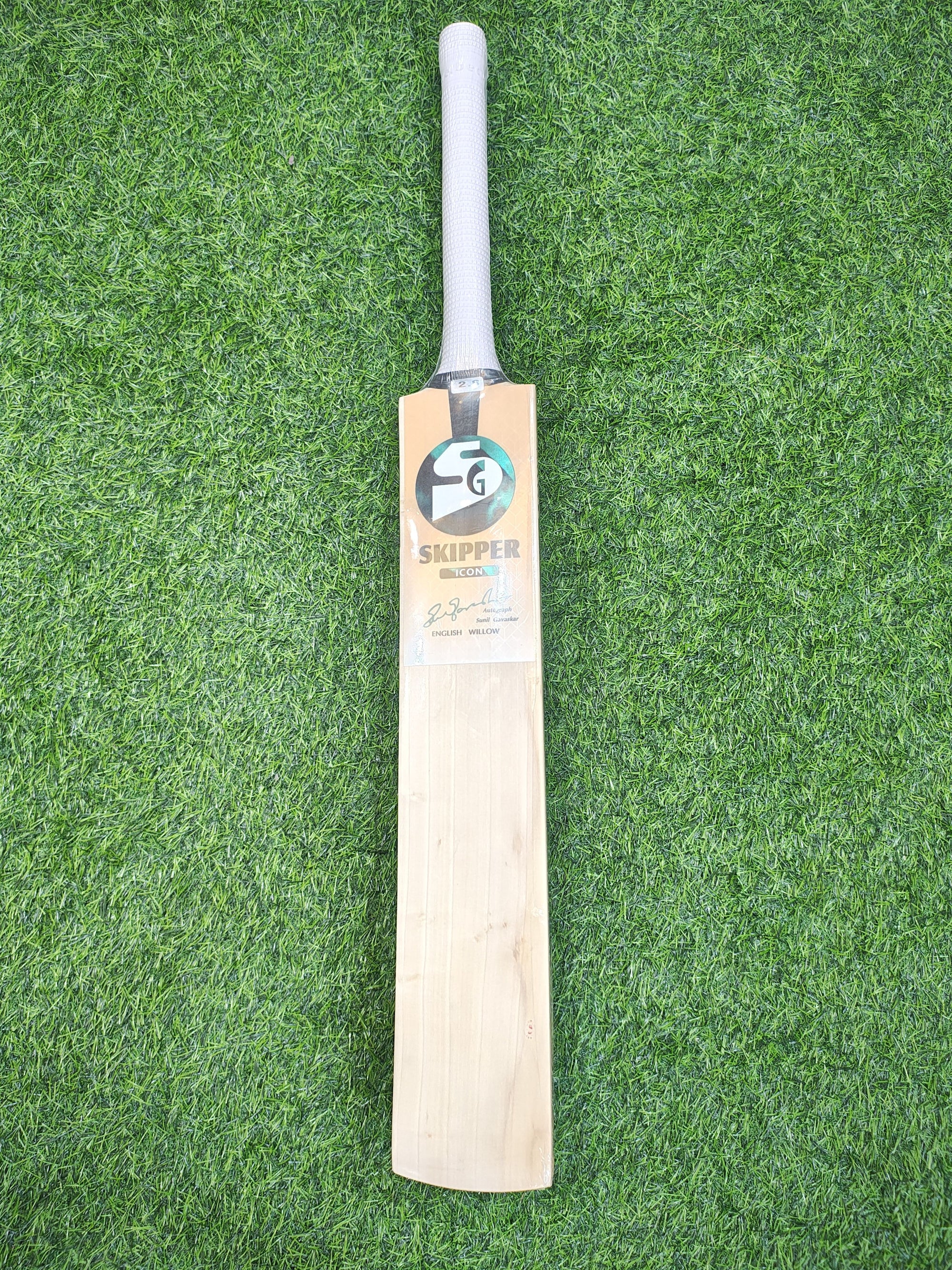 SG Skipper Icon  English Willow Cricket Bat | 1135g