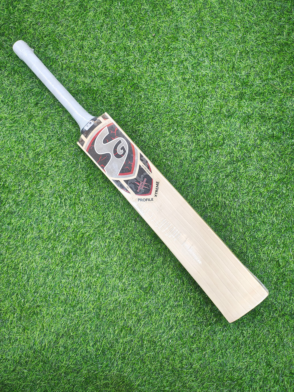 SG Profile Xtreme  English Willow Cricket Bat | 1117g