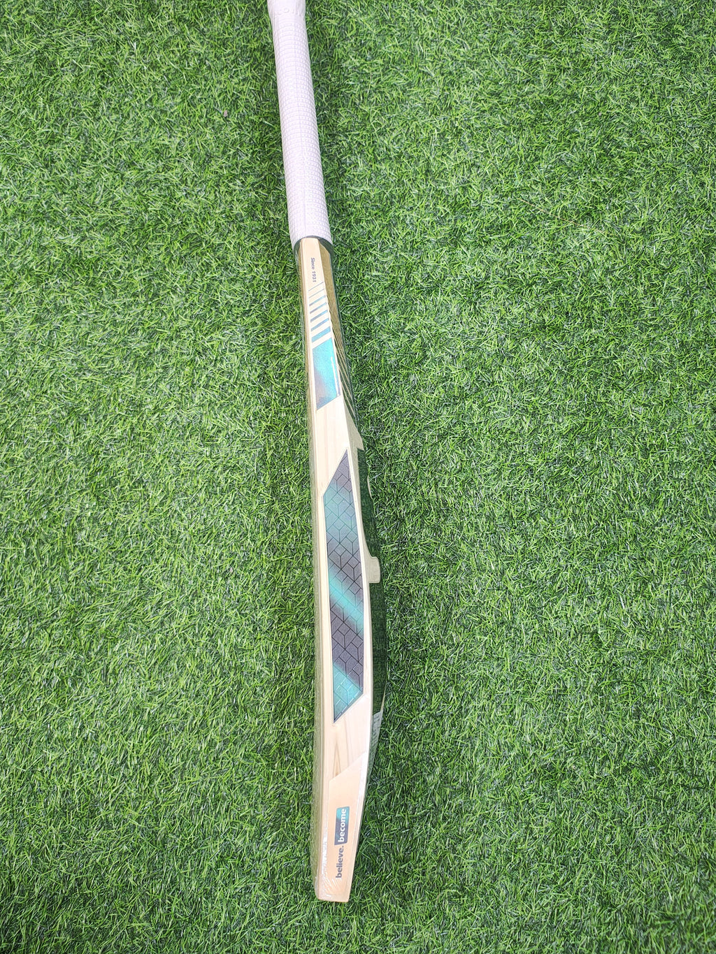 SG Skipper Icon  English Willow Cricket Bat | 1135g