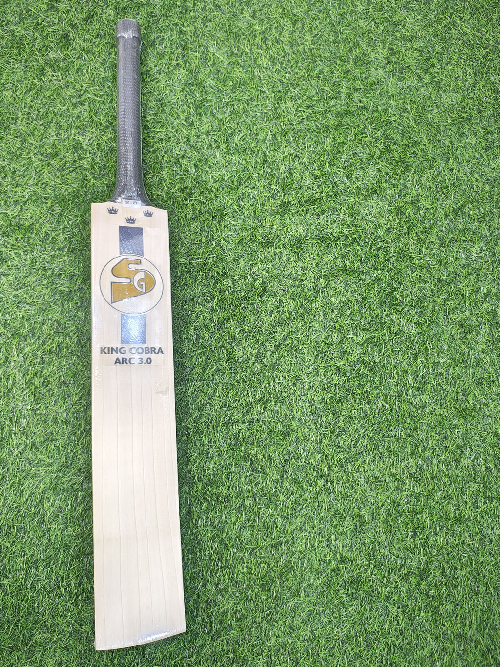 SG King Cobra ARC 3.0 English Willow Cricket Bat | 1136g