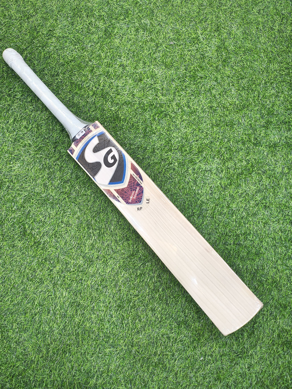 SG RP LE English Willow Cricket Bat | 1155g