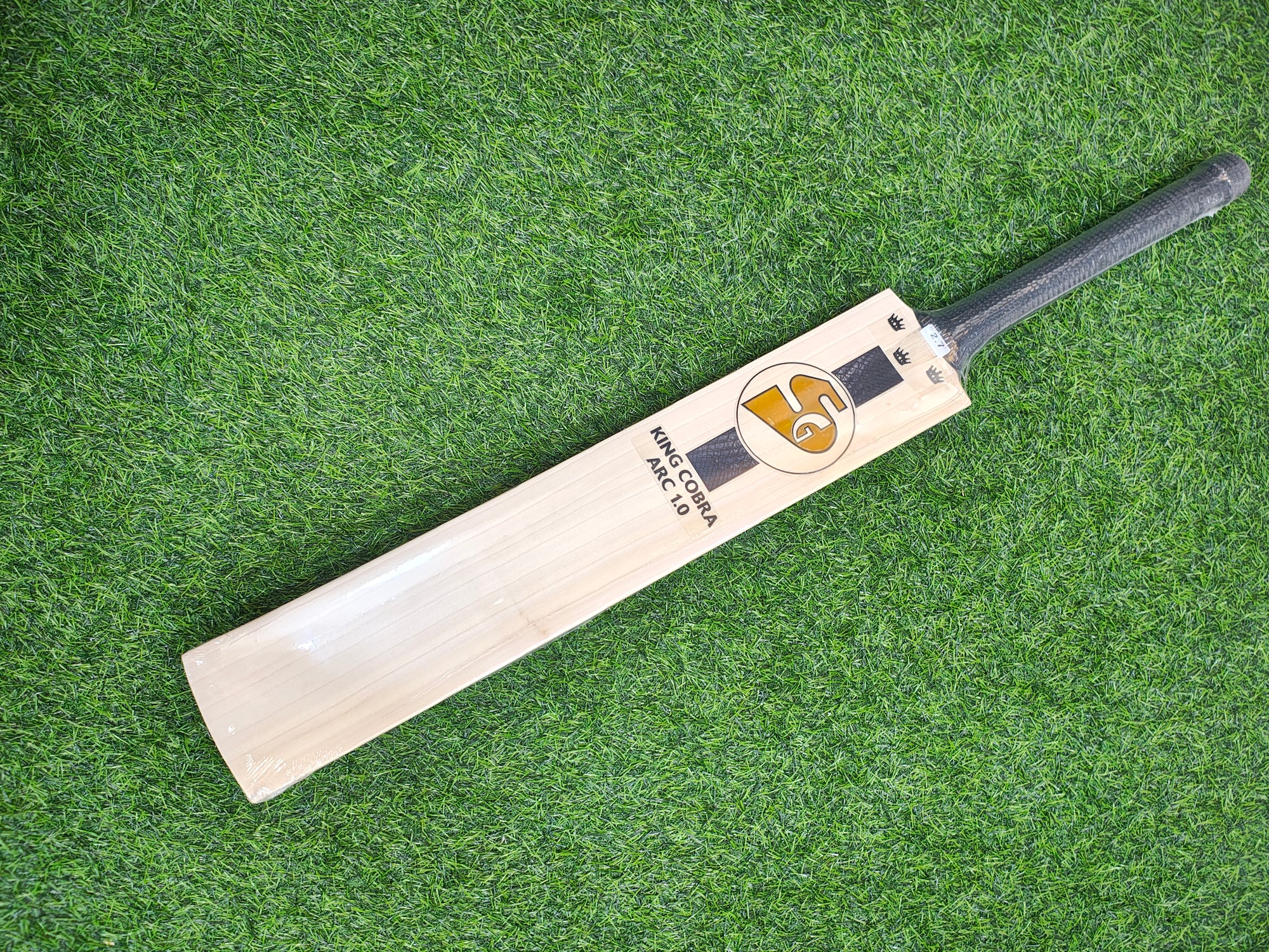 SG King Cobra ARC 1.0 English Willow Cricket Bat | 1125g
