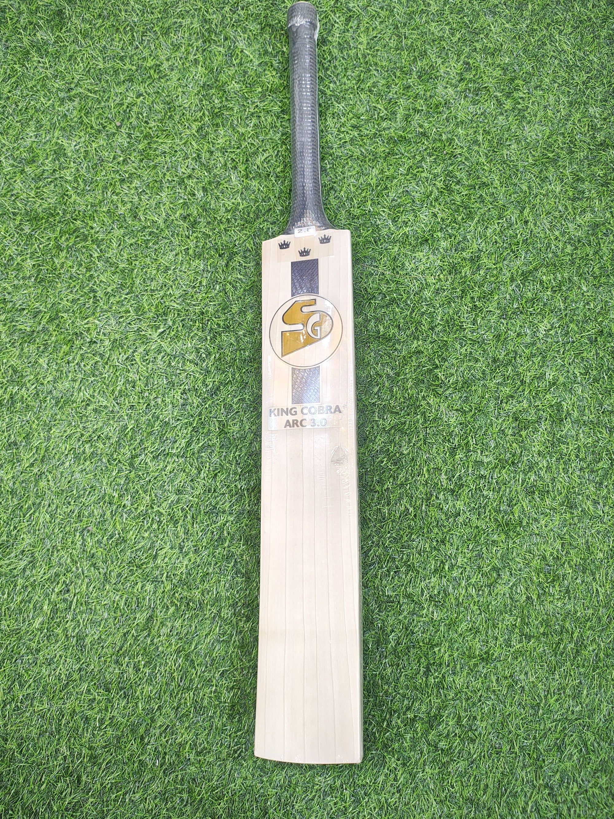 SG King Cobra ARC 3.0 English Willow Cricket Bat | 1136g