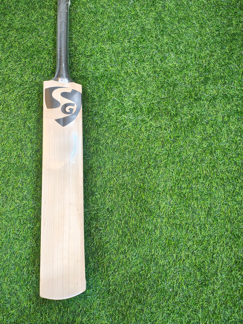 SG Sai Sudharshan English Willow Cricket Bat | 1111g