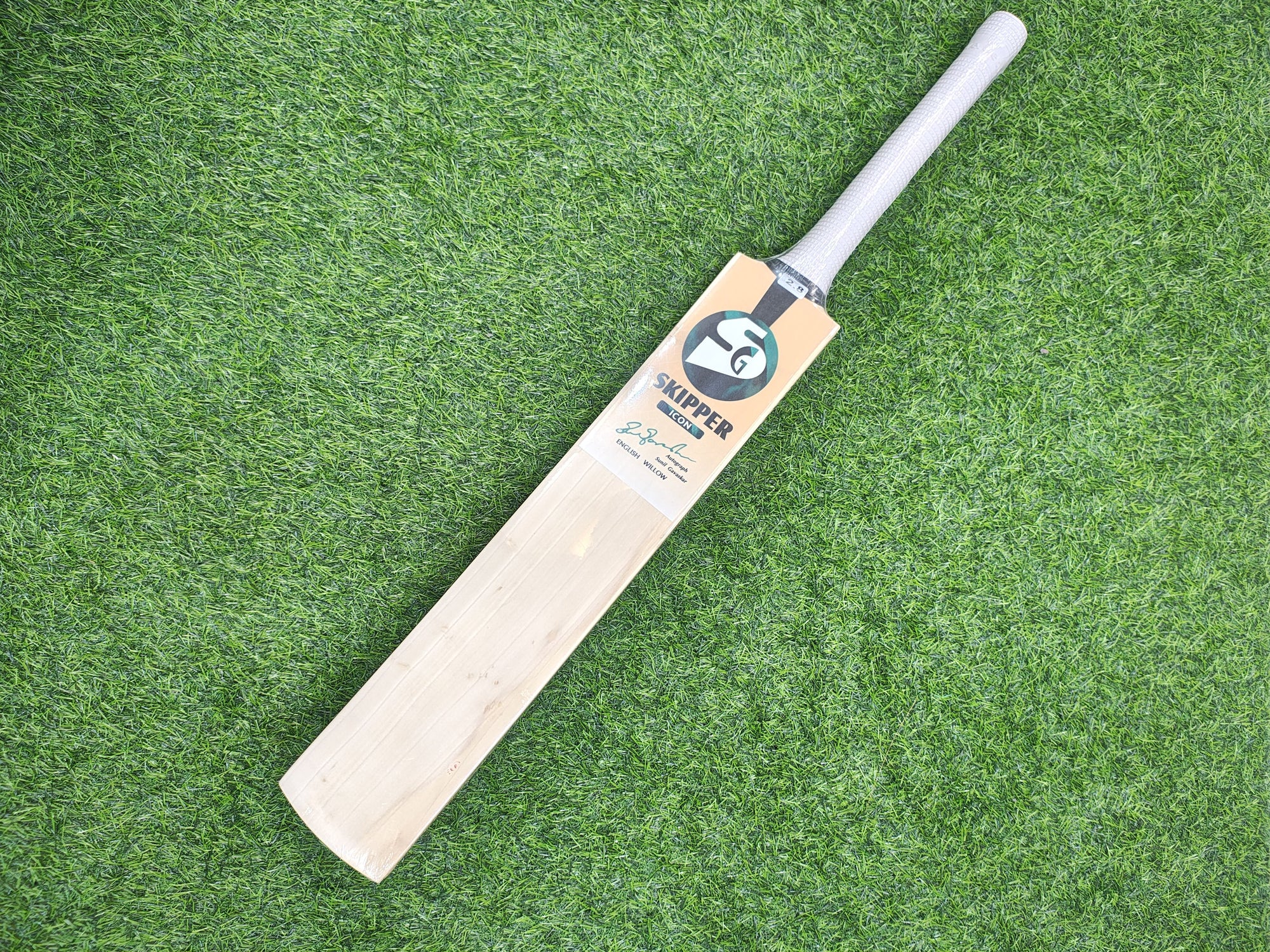 SG Skipper Icon  English Willow Cricket Bat | 1135g