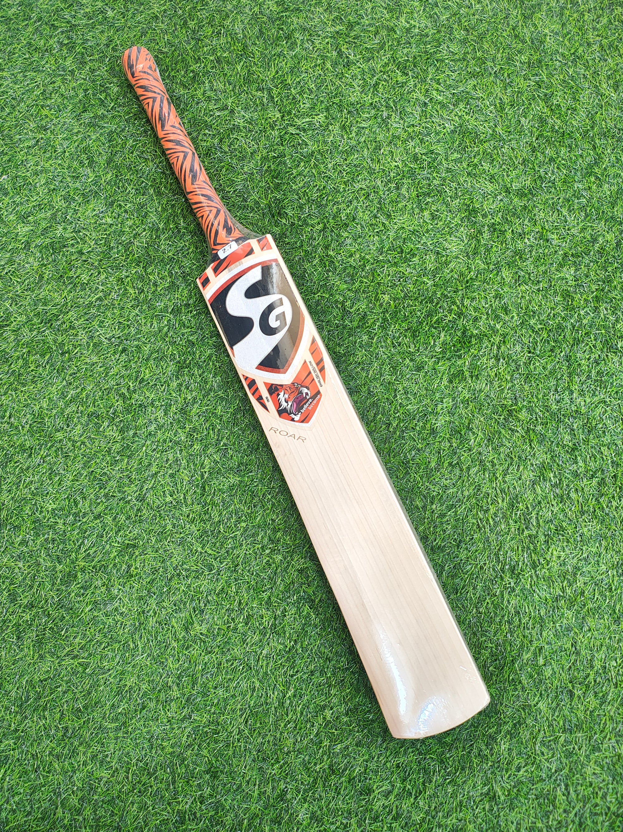 SG Roar English Willow Cricket Bat | 1132g
