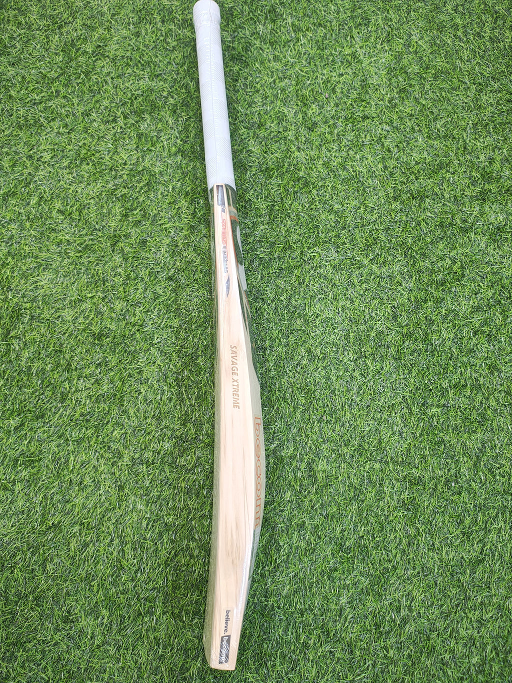 SG Savage Xtreme  English Willow Cricket Bat | 1092g