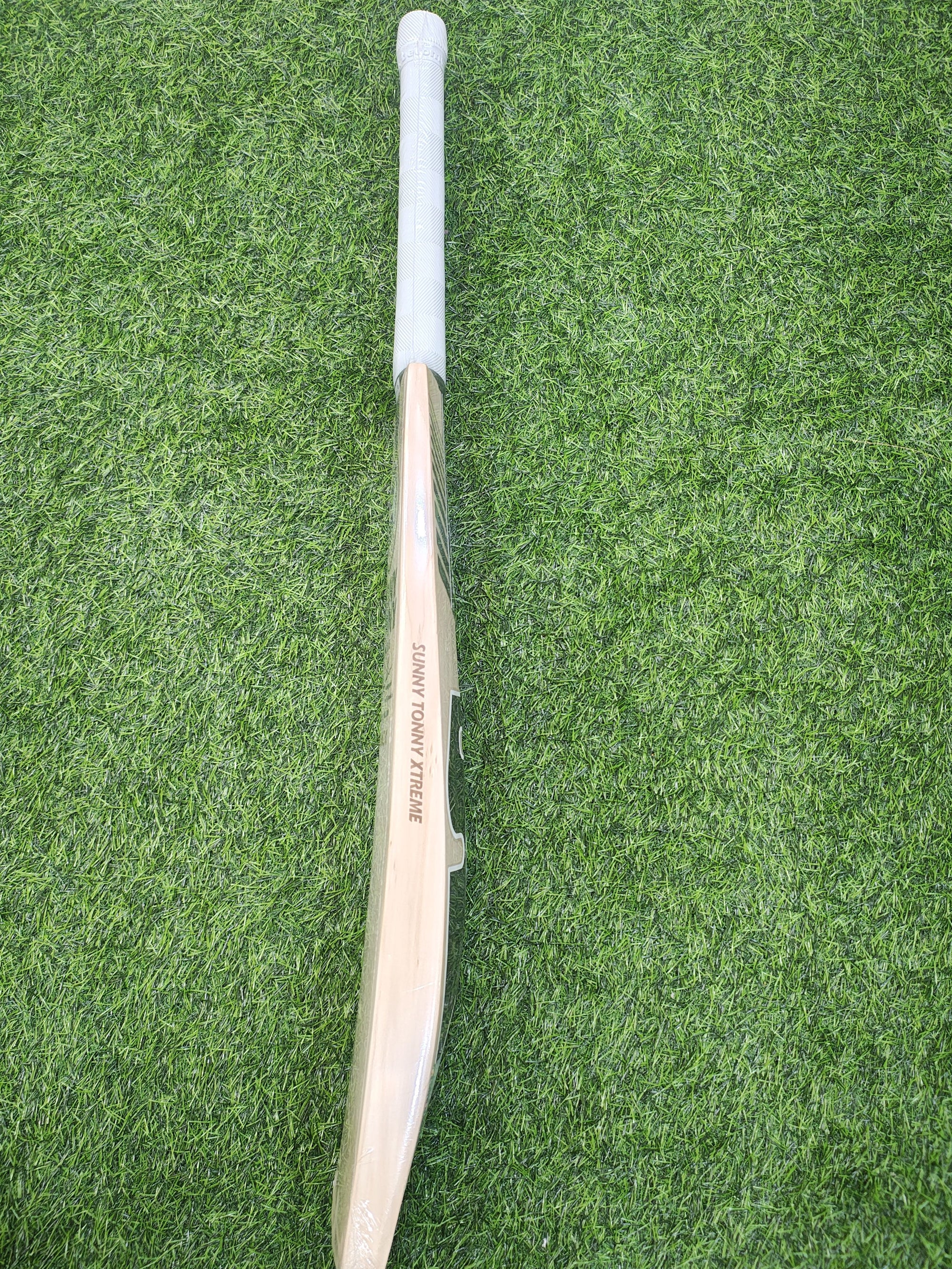SG Sunny Tunny Xtreme Black English Willow Cricket Bat | 1124g