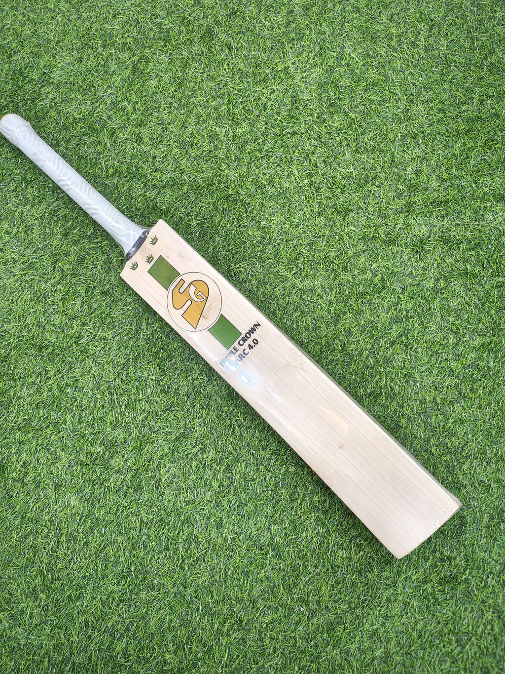 SG Triple Crown Icon 4.0 English Willow Cricket Bat | 1117g