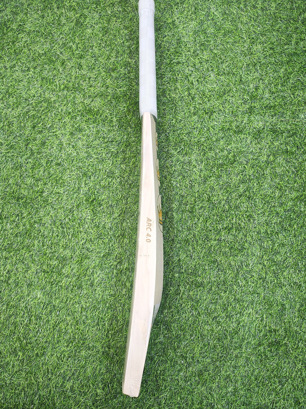 SG Triple Crown Icon 4.0 English Willow Cricket Bat | 1117g