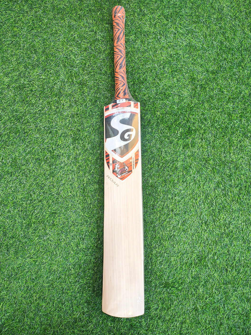 SG Roar English Willow Cricket Bat | 1132g