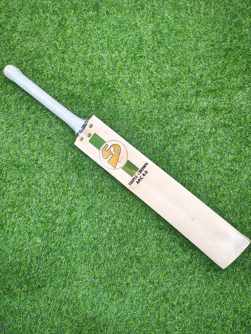 SG Triple Crown Icon 4.0 English Willow Cricket Bat | 1100g