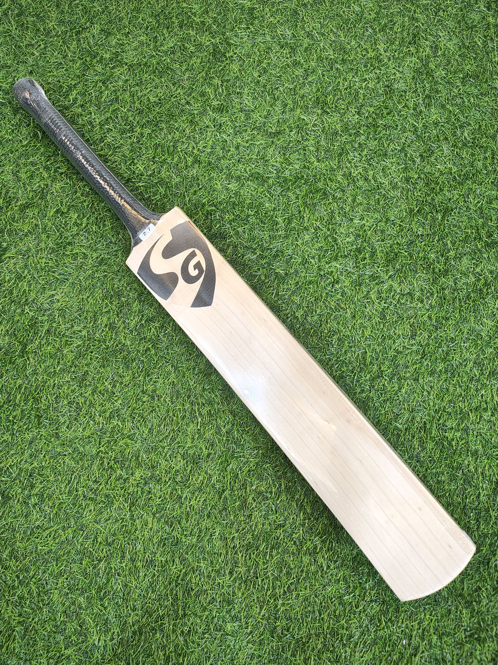 SG Sai Sudharshan English Willow Cricket Bat | 1111g