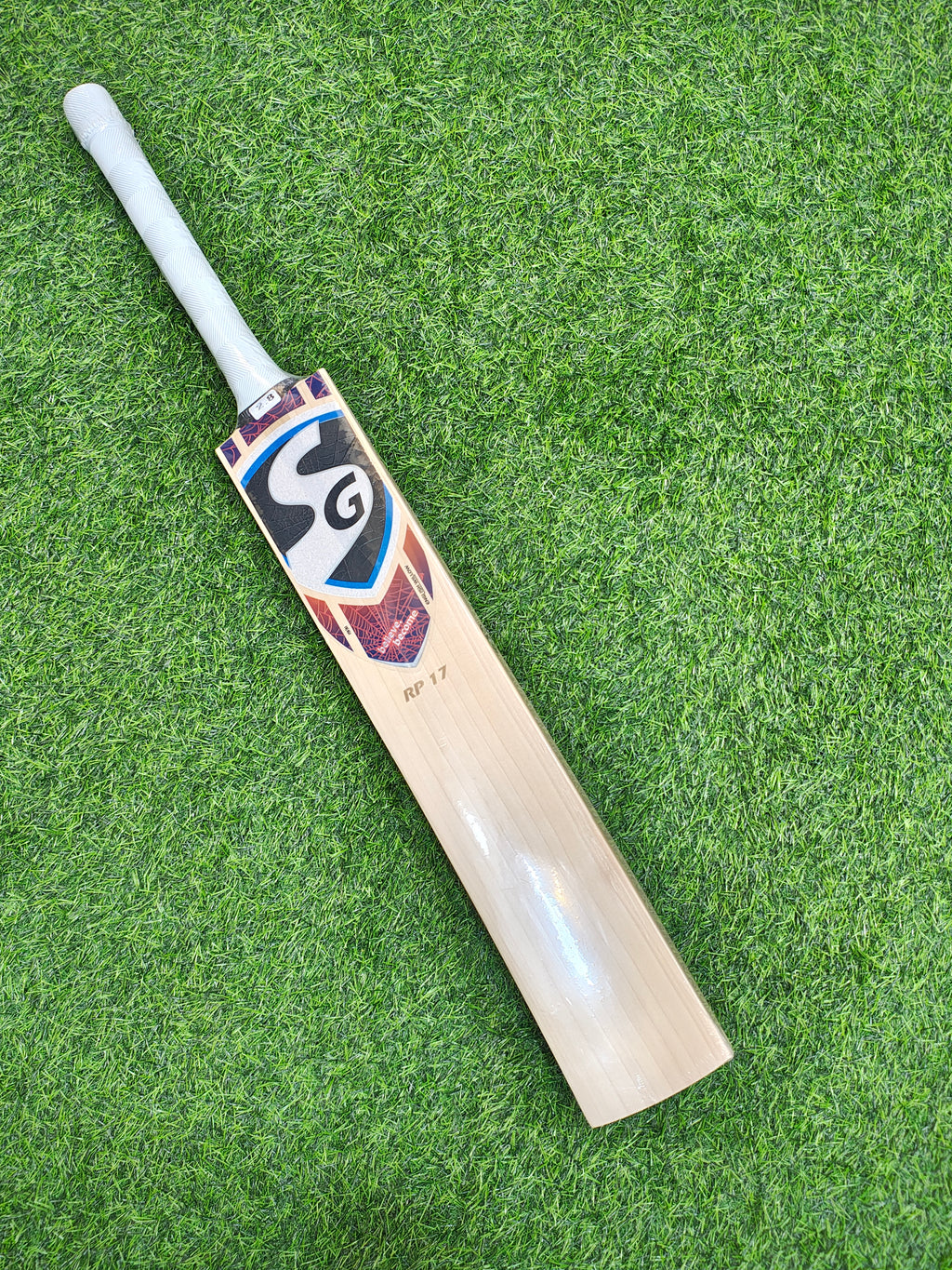 SG RP 17  English Willow Cricket Bat | 1133g
