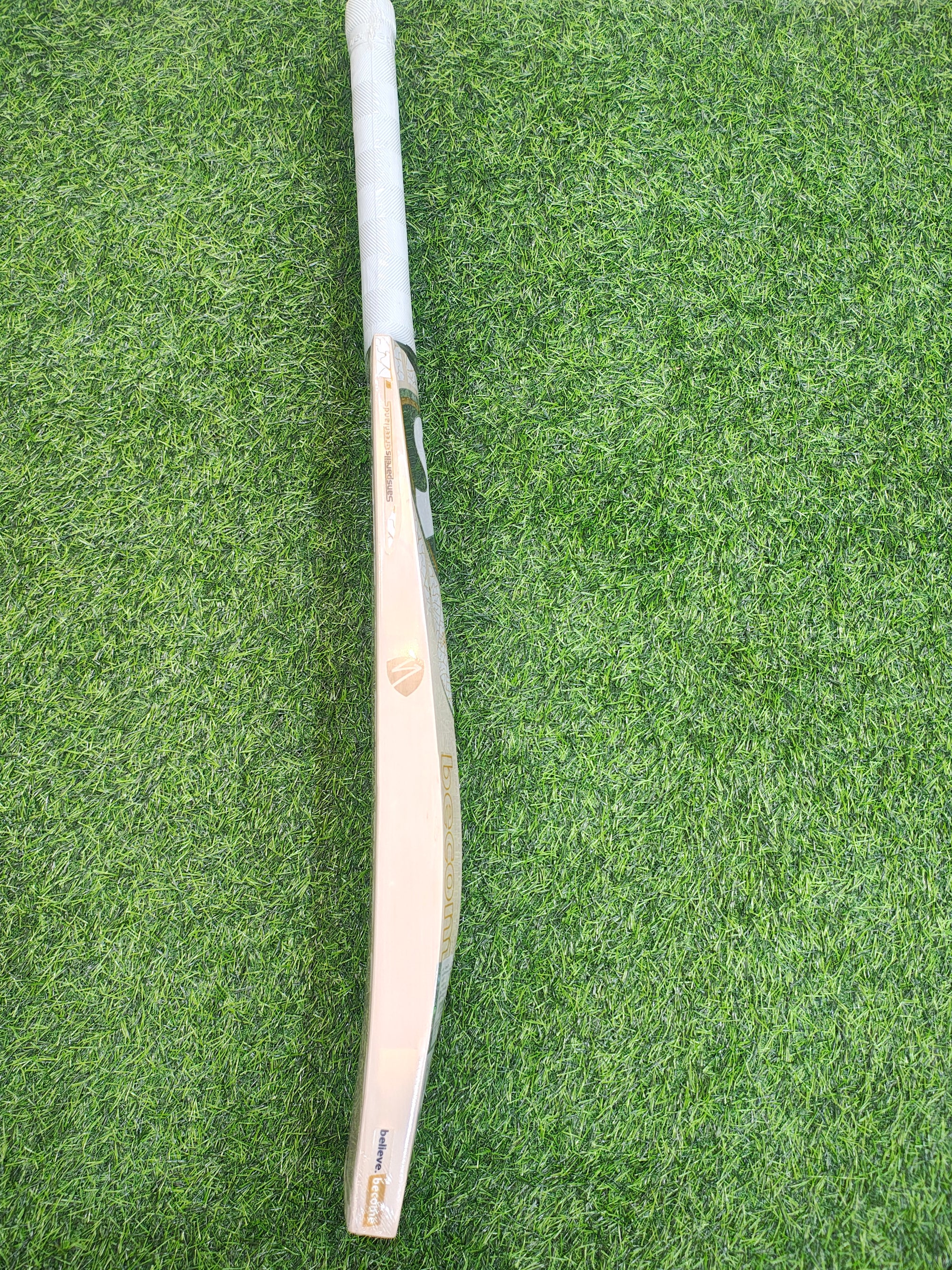SG Player Edition  English Willow Cricket Bat | 1128g